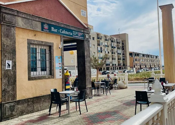 El Papagayo Apartment 2 Mins Walking To The Beach