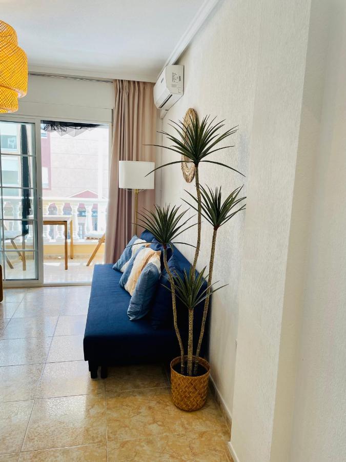 Appartement El Papagayo 2 Mins Walking To The Torrevieja